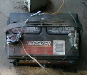 uses for dead car batteries