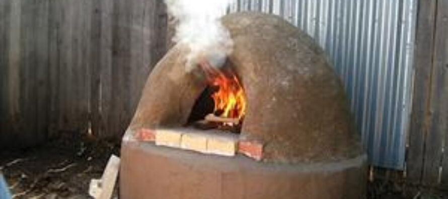 How To Build A Mud Oven To Use Now and When SHTF