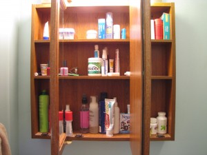 survival medicine cabinet for fighting infections