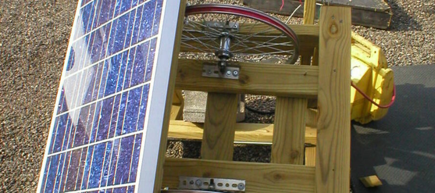 How To Make A Solar Panel That Follows The Sun (Inspired By NASA)